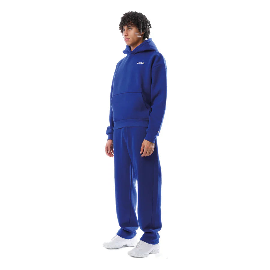 Blauer Jogginganzug